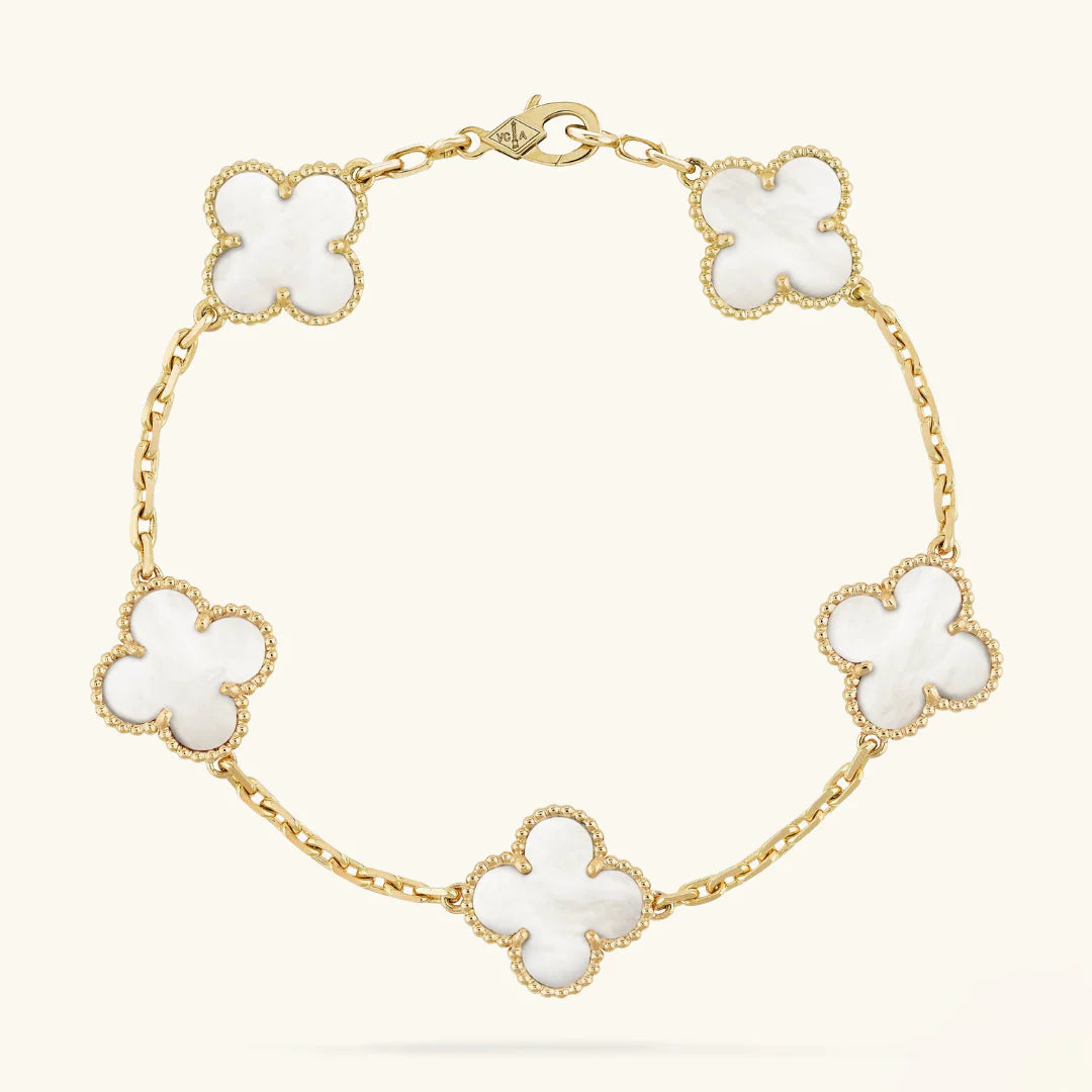 CLOVER | White Bracelet